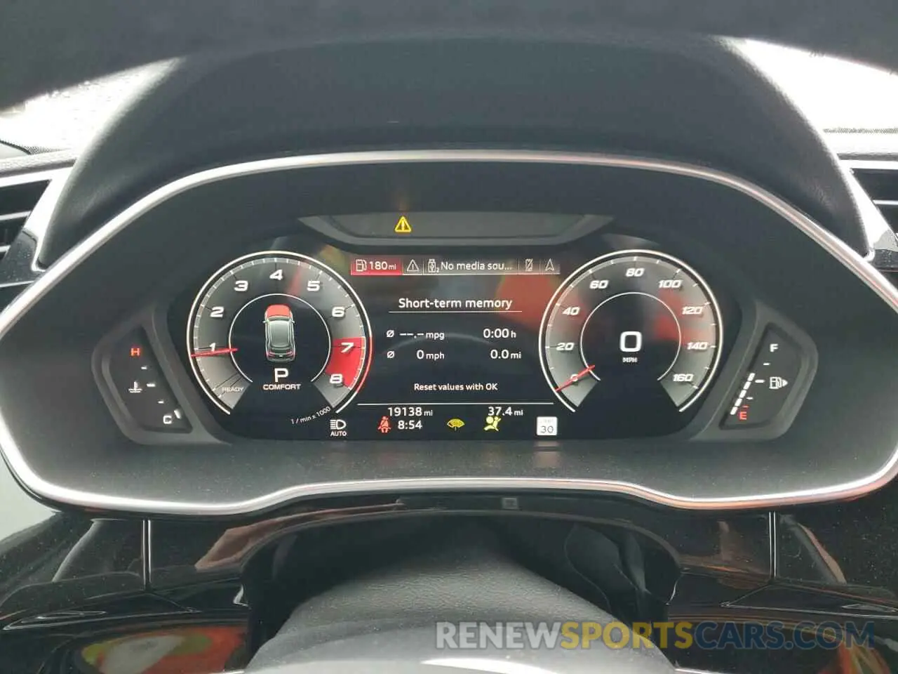 9 fotografías del automóvil dañado WA1EECF32P1022641 AUDI Q3 2023