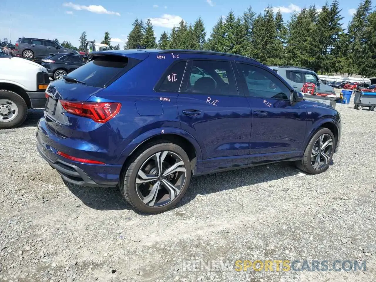 3 fotografías del automóvil dañado WA1EECF34P1117590 AUDI Q3 2023