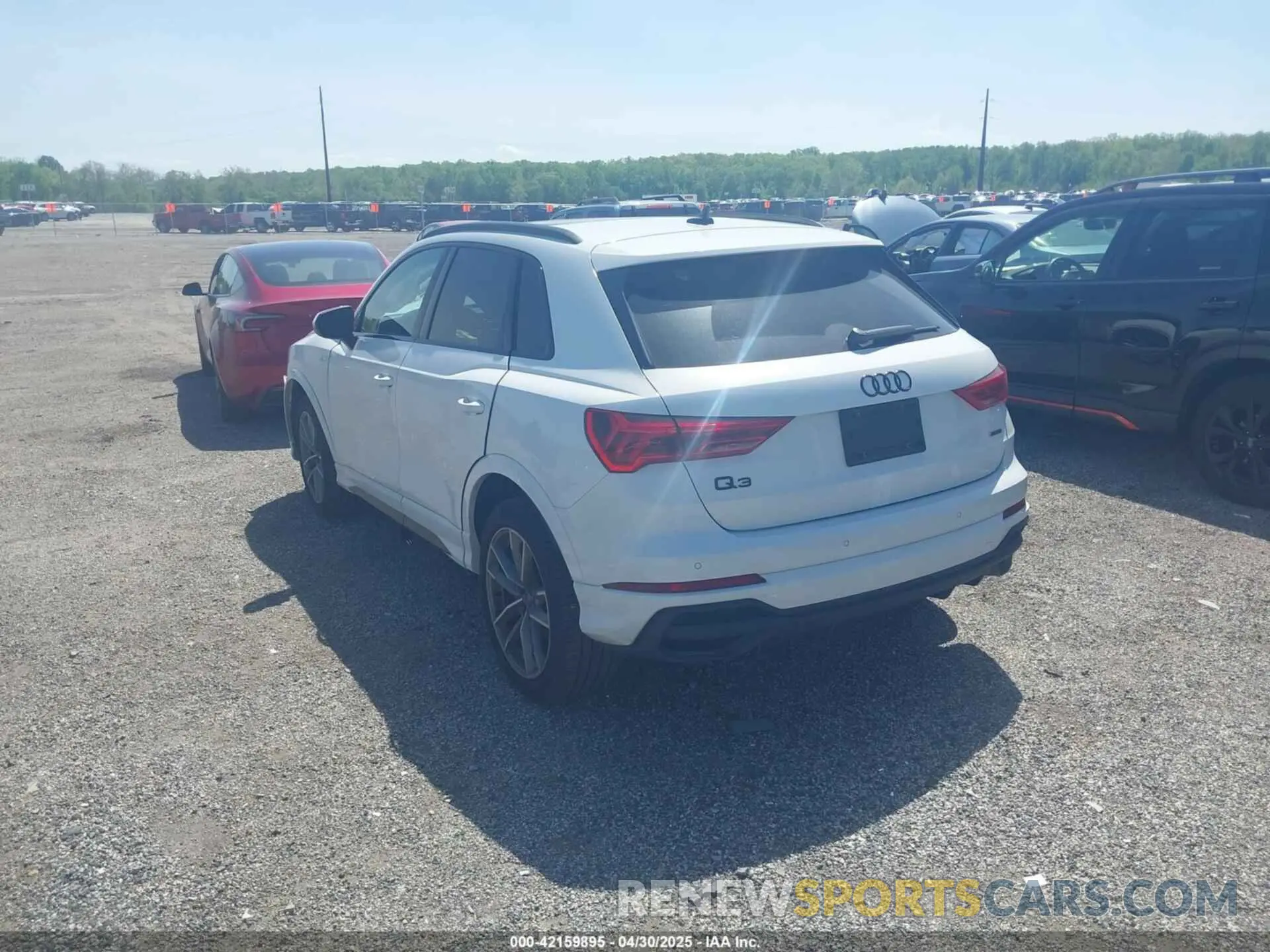 3 fotografías del automóvil dañado WA1EECF36P1151143 AUDI Q3 2023