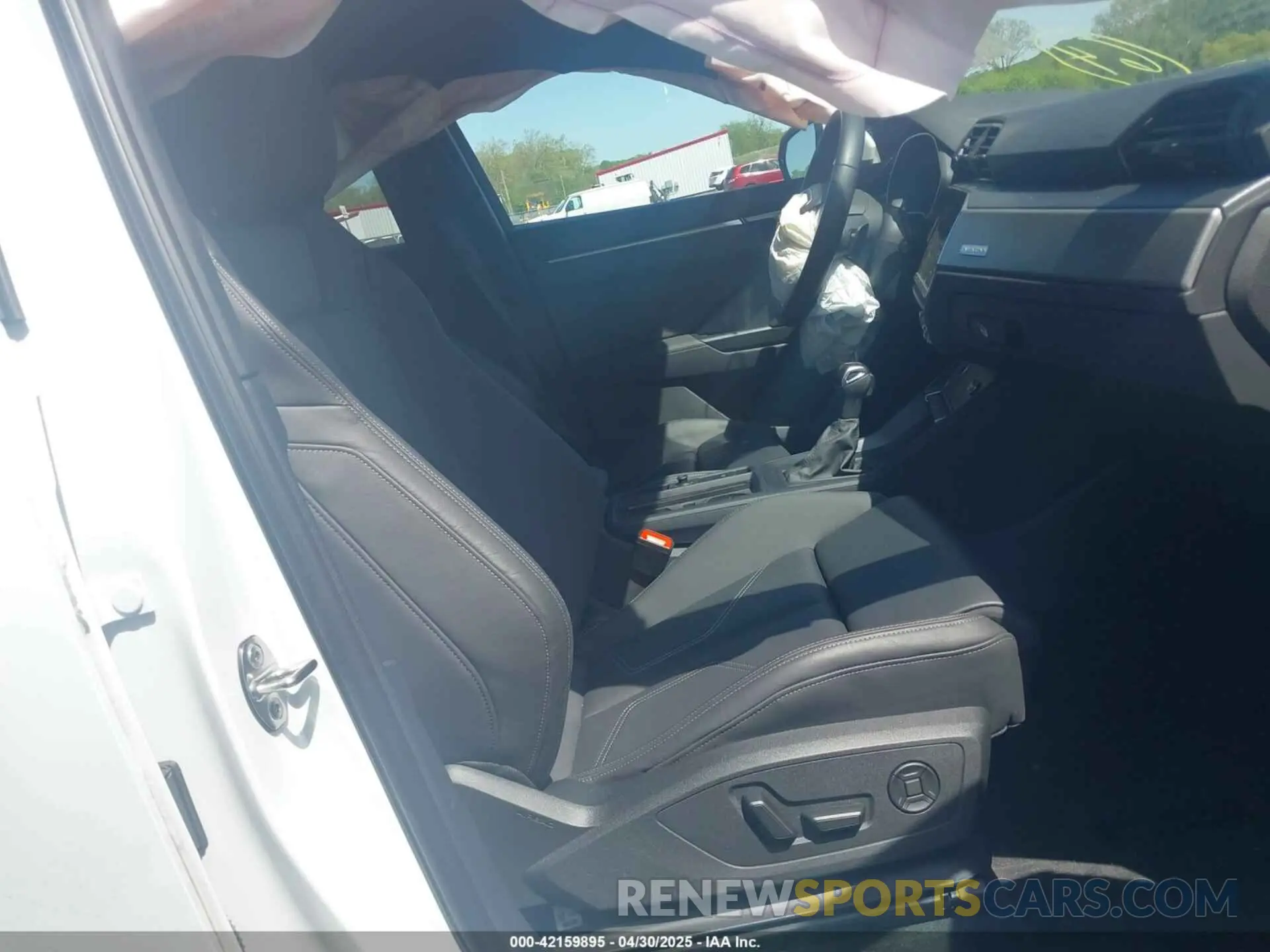 5 fotografías del automóvil dañado WA1EECF36P1151143 AUDI Q3 2023