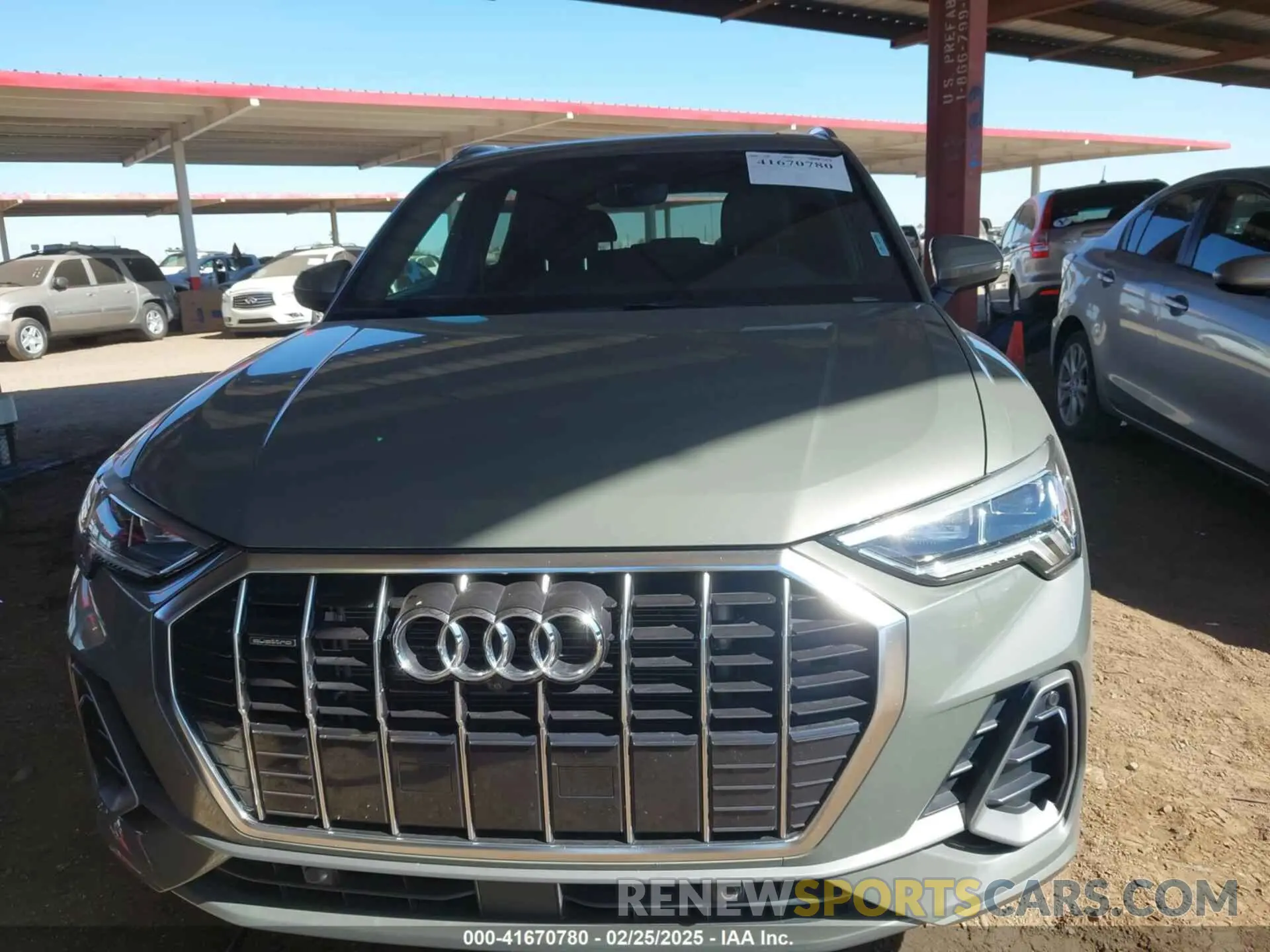 13 fotografías del automóvil dañado WA1EECF37P1021050 AUDI Q3 2023