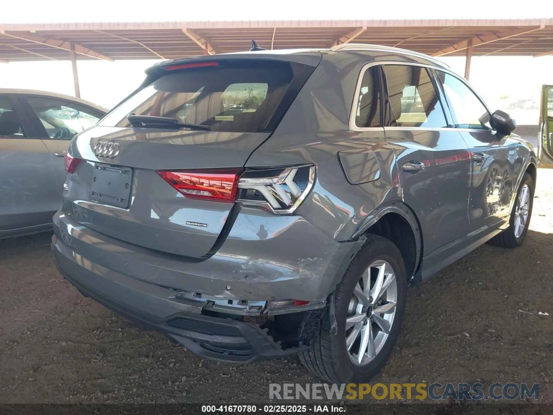 4 fotografías del automóvil dañado WA1EECF37P1021050 AUDI Q3 2023