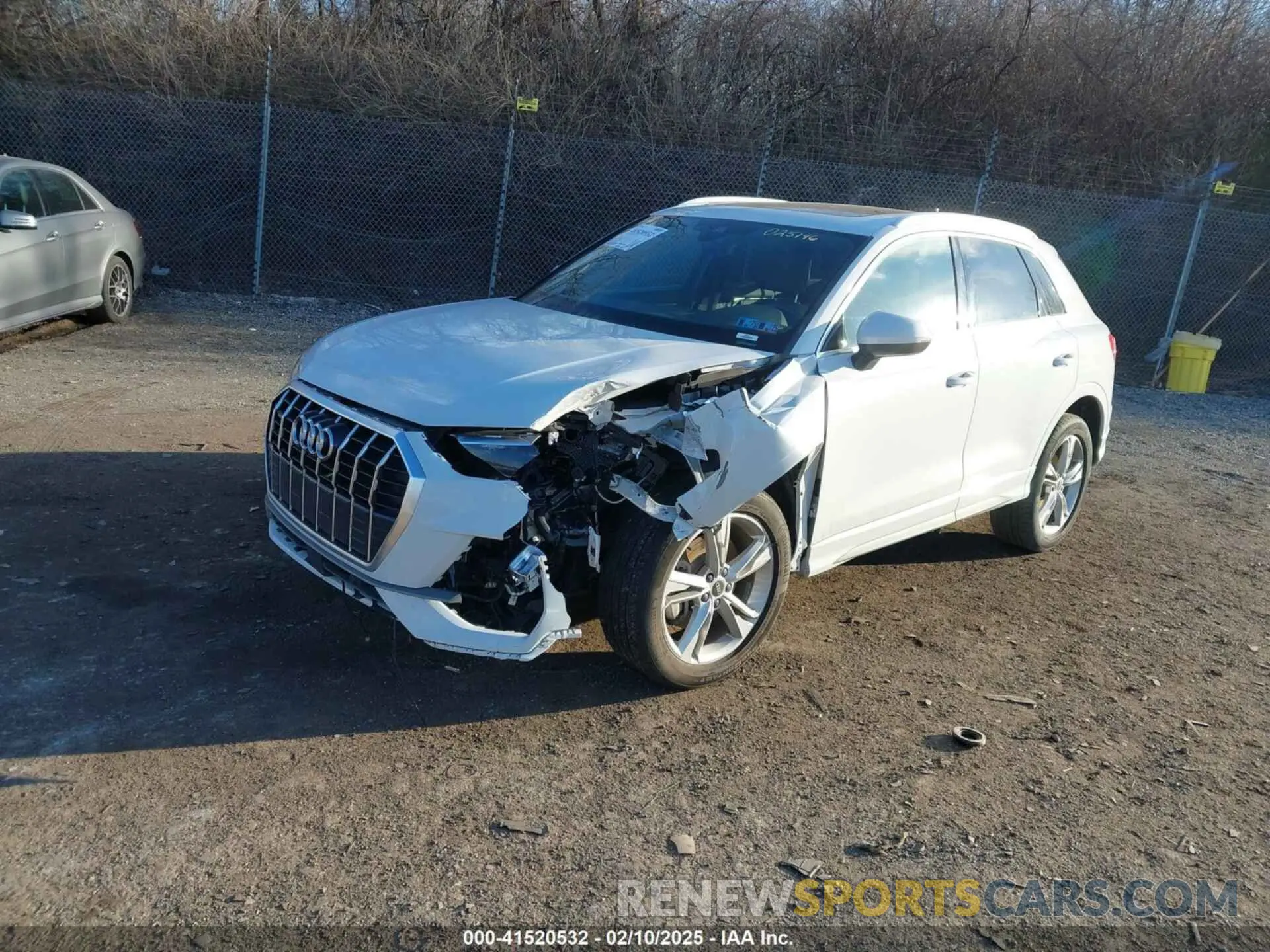 2 fotografías del automóvil dañado WA1EECF37P1025146 AUDI Q3 2023