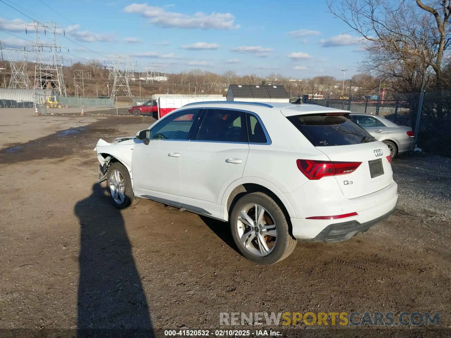 3 fotografías del automóvil dañado WA1EECF37P1025146 AUDI Q3 2023