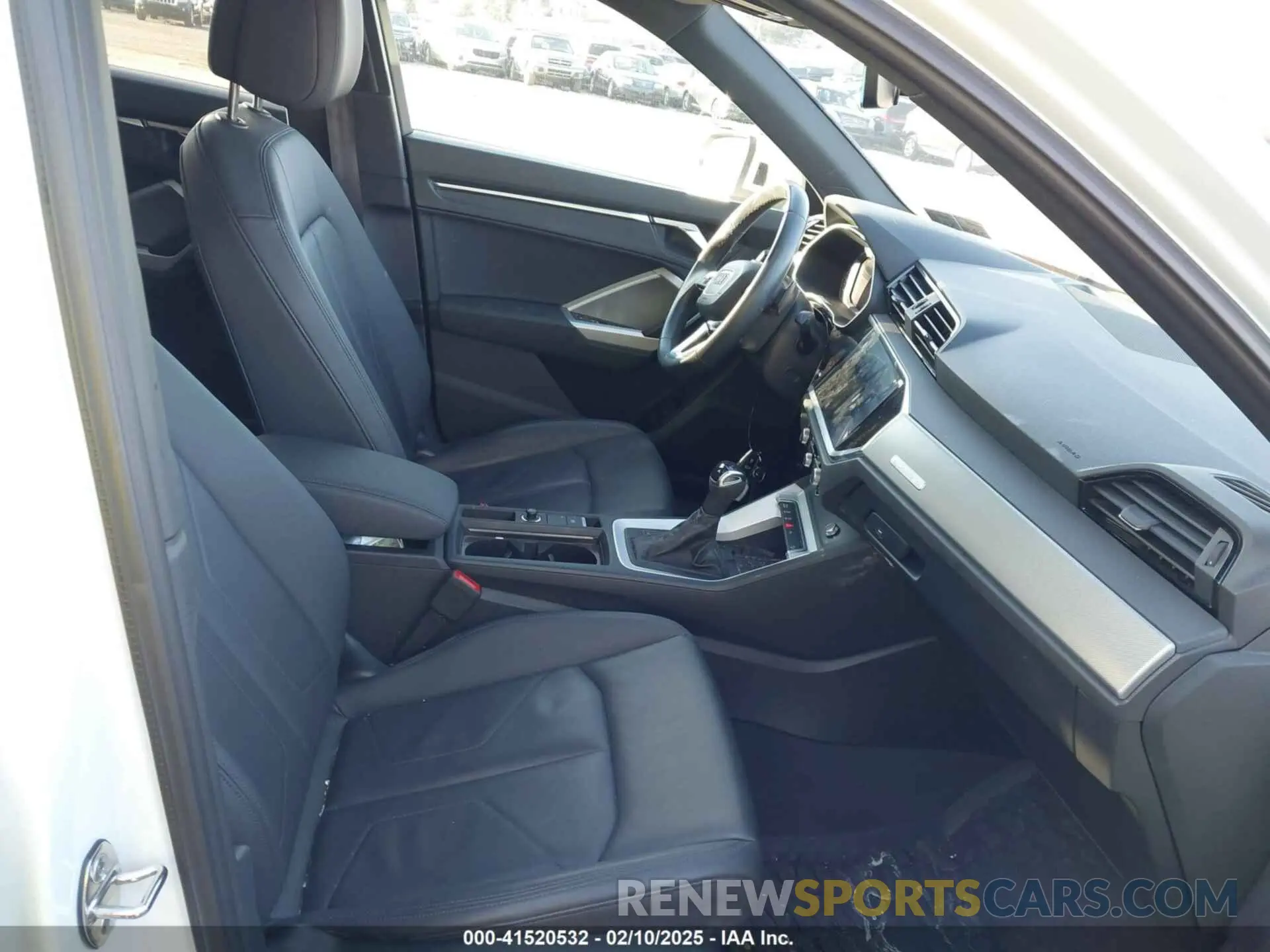 5 fotografías del automóvil dañado WA1EECF37P1025146 AUDI Q3 2023