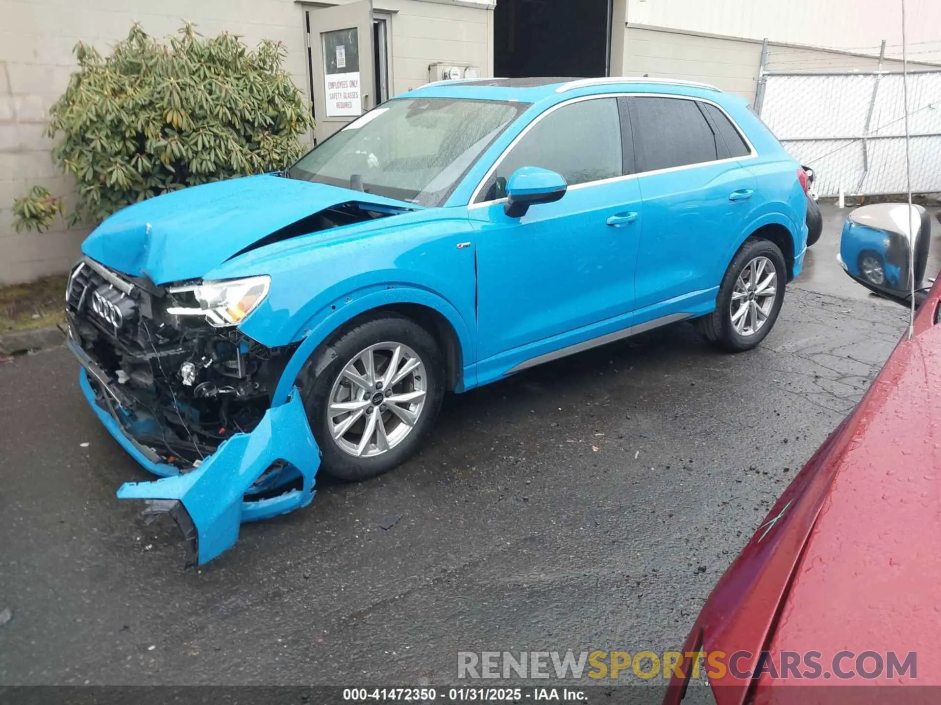 2 fotografías del automóvil dañado WA1EECF39P1021860 AUDI Q3 2023