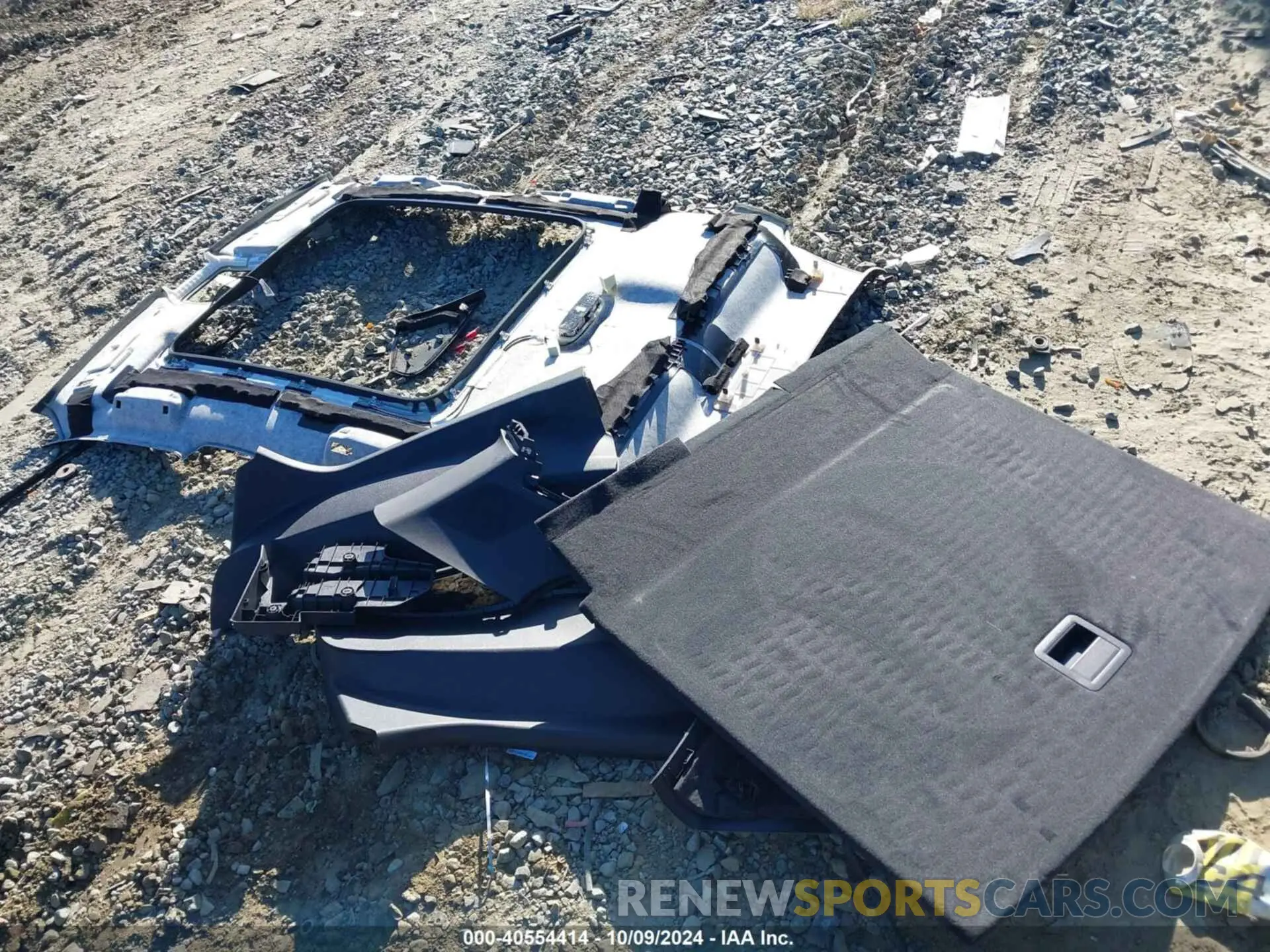 12 fotografías del automóvil dañado WA1EECF39P1035211 AUDI Q3 2023