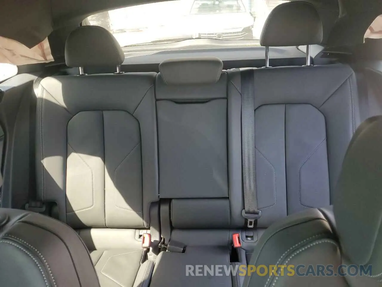 10 fotografías del automóvil dañado WA1EECF39P1040330 AUDI Q3 2023