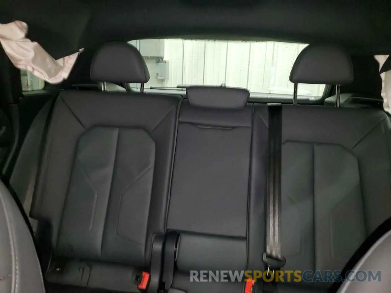 10 fotografías del automóvil dañado WA1EECF39P1075210 AUDI Q3 2023
