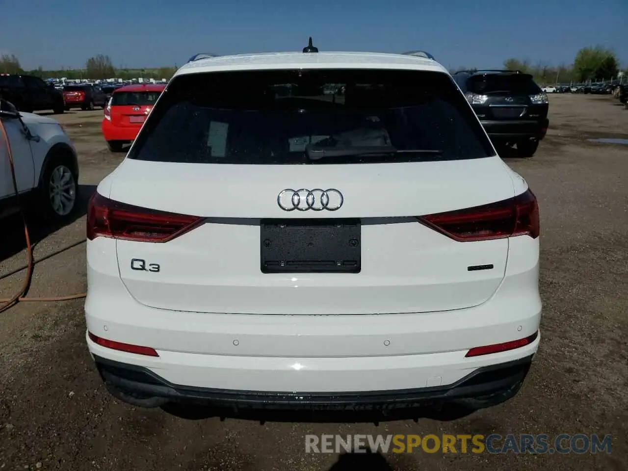 6 fotografías del automóvil dañado WA1FECF38P1104863 AUDI Q3 2023