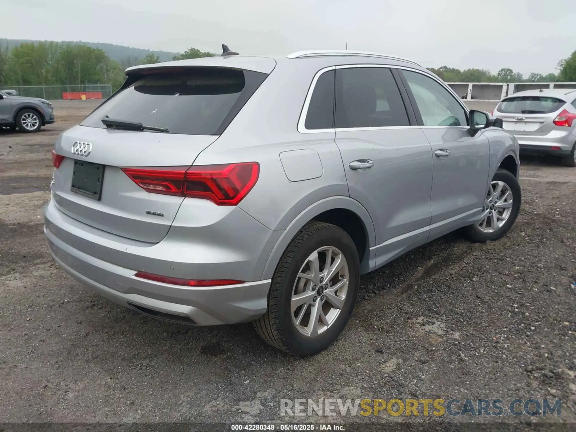 4 fotografías del automóvil dañado WA1AUCF3XR1076791 AUDI Q3 2024