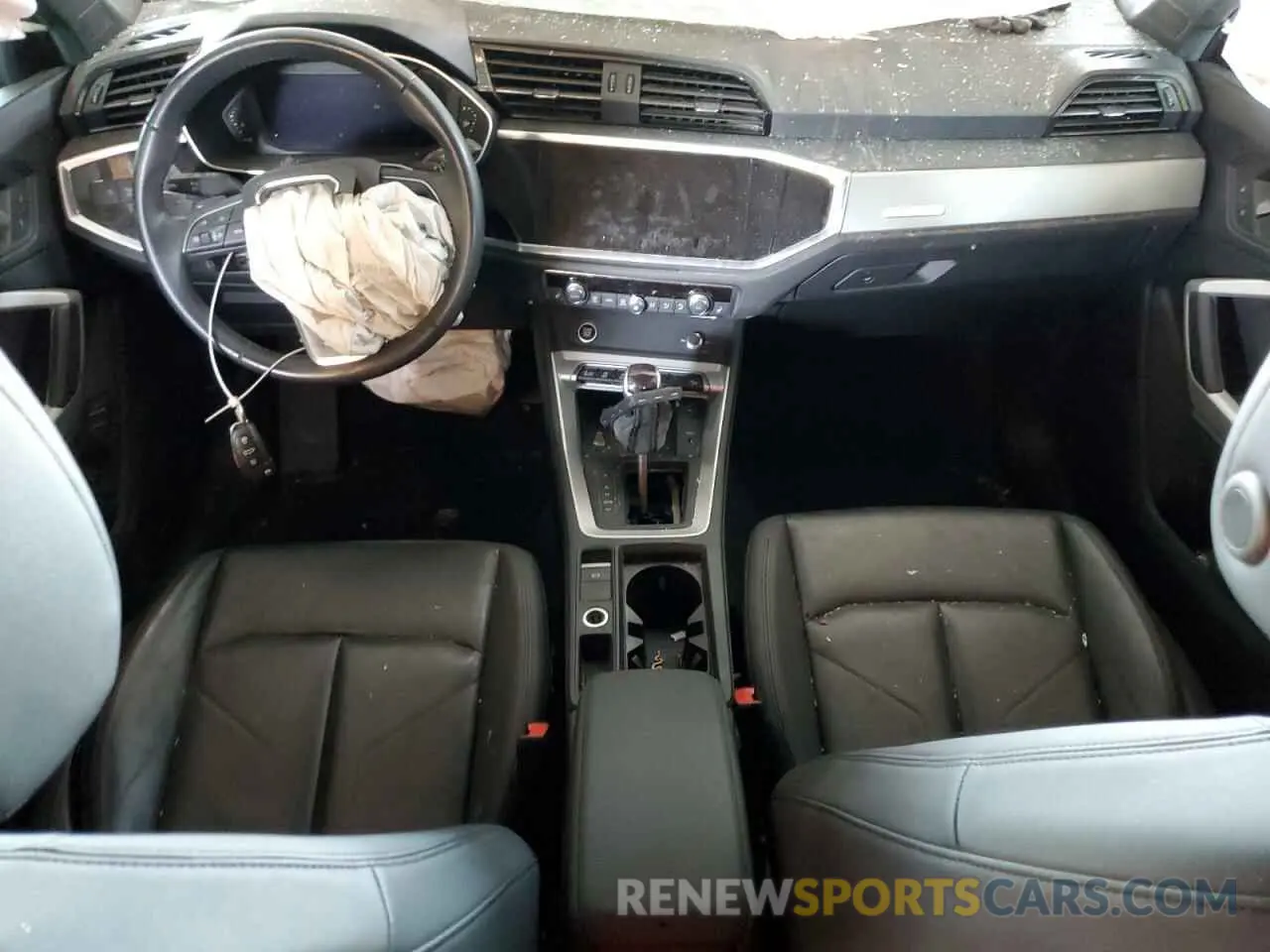 8 fotografías del automóvil dañado WA1DECF30R1039209 AUDI Q3 2024