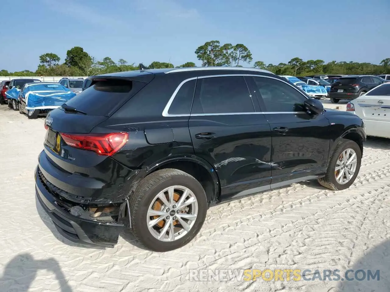 3 fotografías del automóvil dañado WA1DECF32R1023321 AUDI Q3 2024