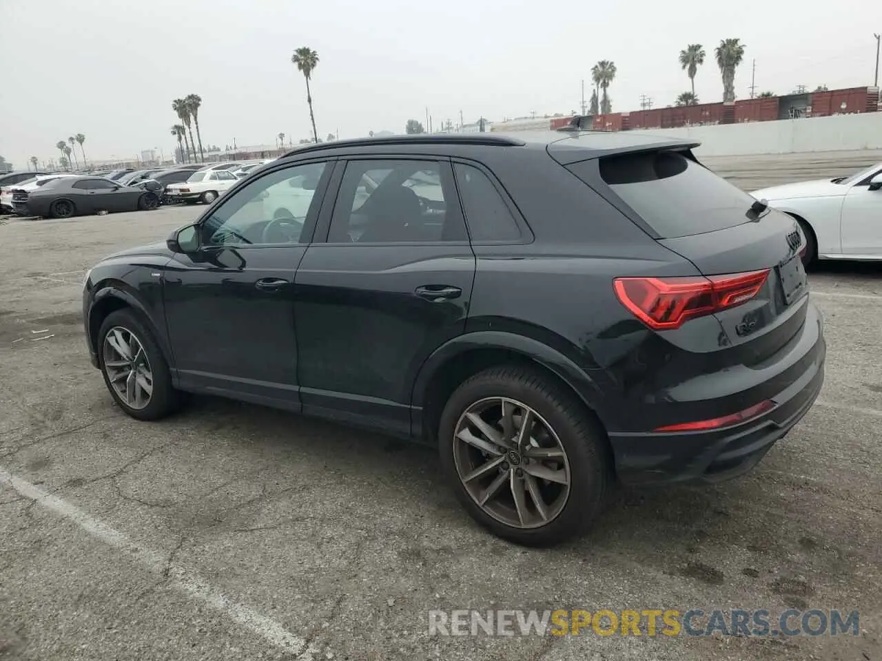 2 fotografías del automóvil dañado WA1DECF32R1129879 AUDI Q3 2024
