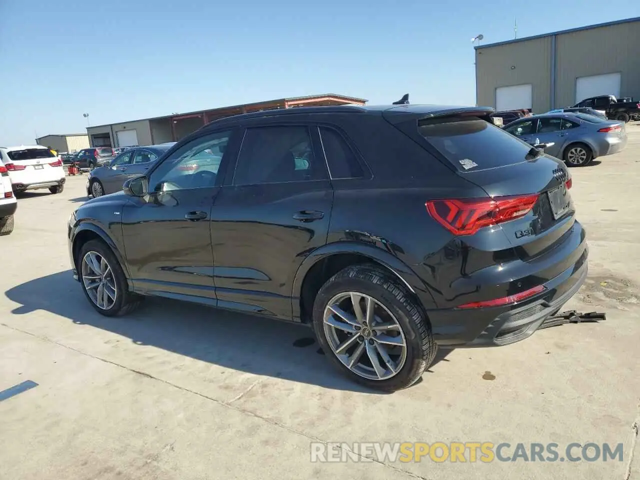 2 fotografías del automóvil dañado WA1DECF34R1033333 AUDI Q3 2024