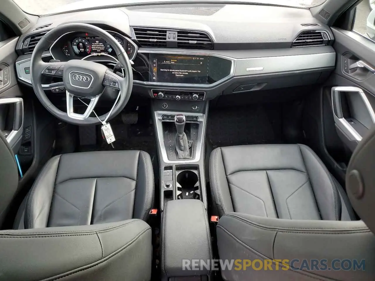 8 fotografías del automóvil dañado WA1DECF36R1027887 AUDI Q3 2024