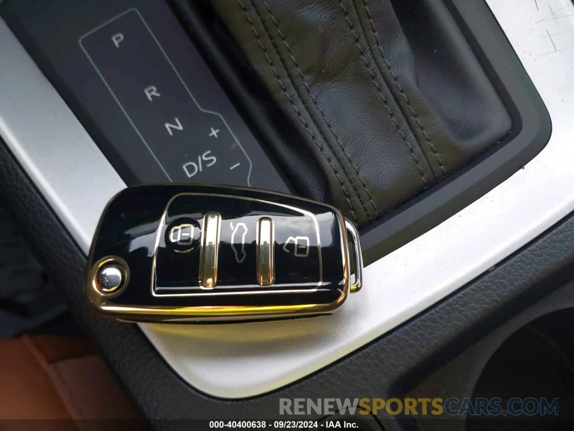 11 fotografías del automóvil dañado WA1DECF36R1038890 AUDI Q3 2024
