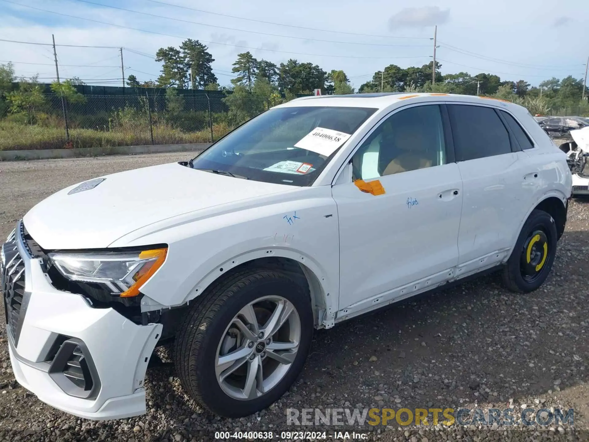 2 fotografías del automóvil dañado WA1DECF36R1038890 AUDI Q3 2024