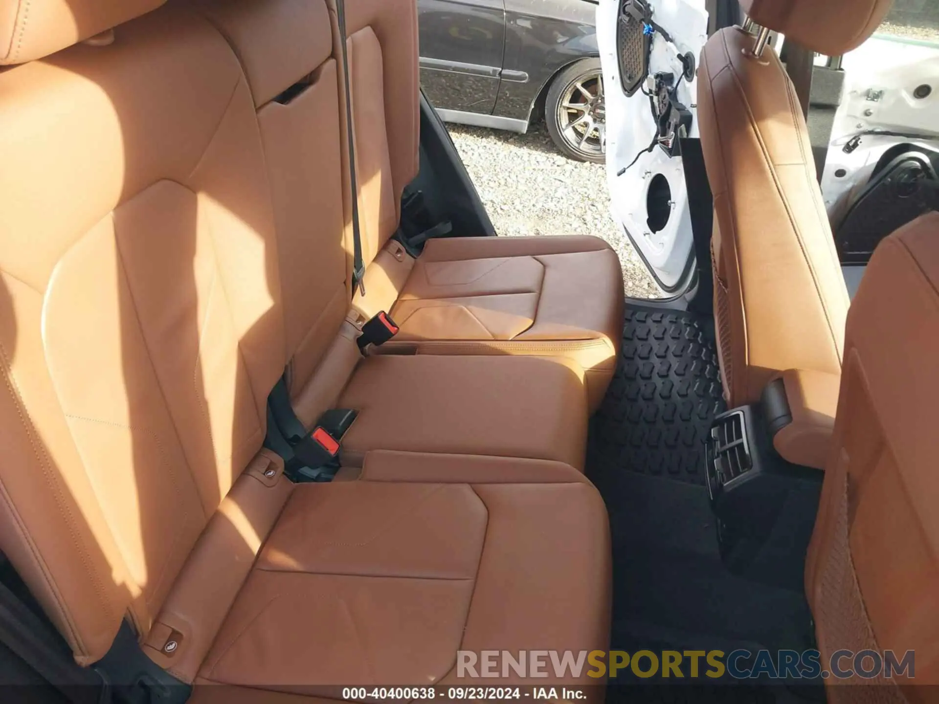 8 fotografías del automóvil dañado WA1DECF36R1038890 AUDI Q3 2024