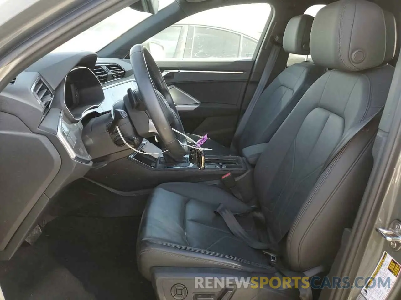 7 fotografías del automóvil dañado WA1DECF39R1092698 AUDI Q3 2024