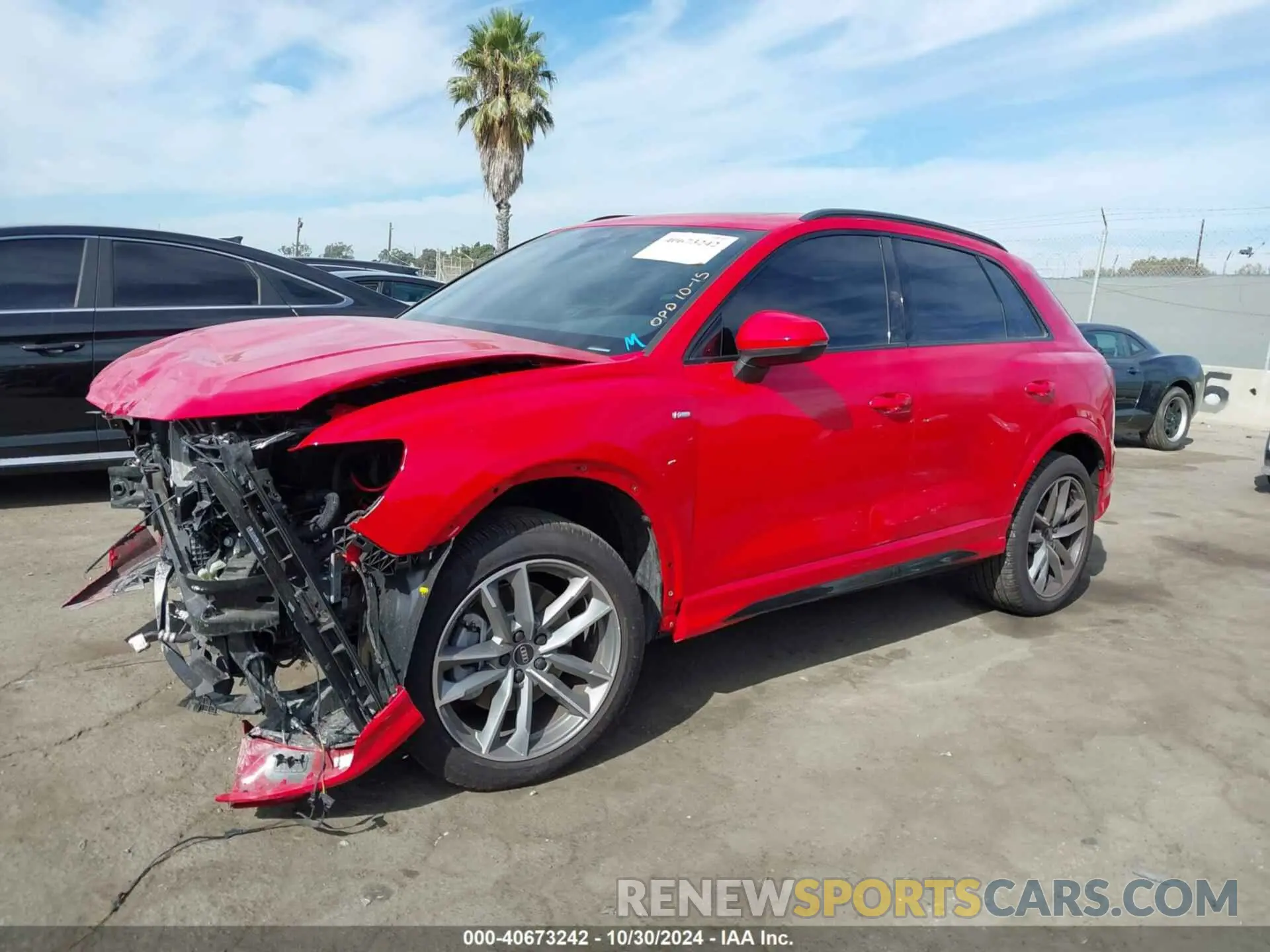 2 fotografías del automóvil dañado WA1DECF3XR1091446 AUDI Q3 2024