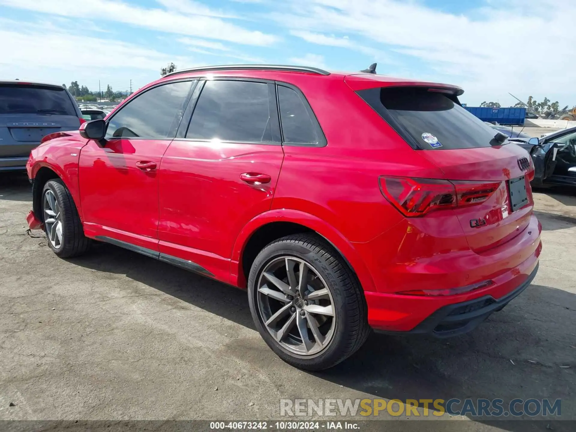3 fotografías del automóvil dañado WA1DECF3XR1091446 AUDI Q3 2024