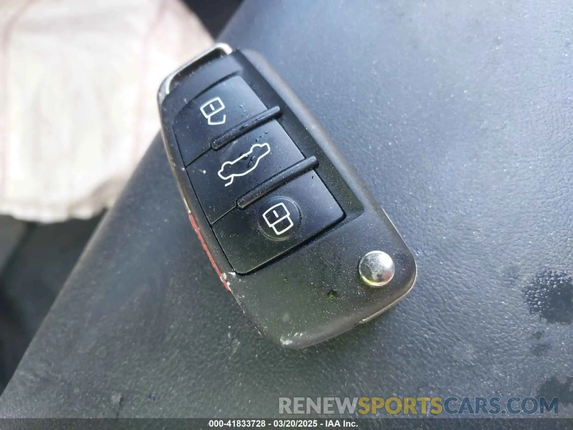 11 fotografías del automóvil dañado WA1DECF3XR1108195 AUDI Q3 2024