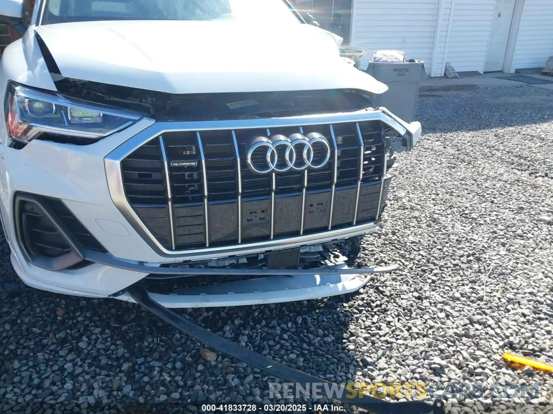 18 fotografías del automóvil dañado WA1DECF3XR1108195 AUDI Q3 2024