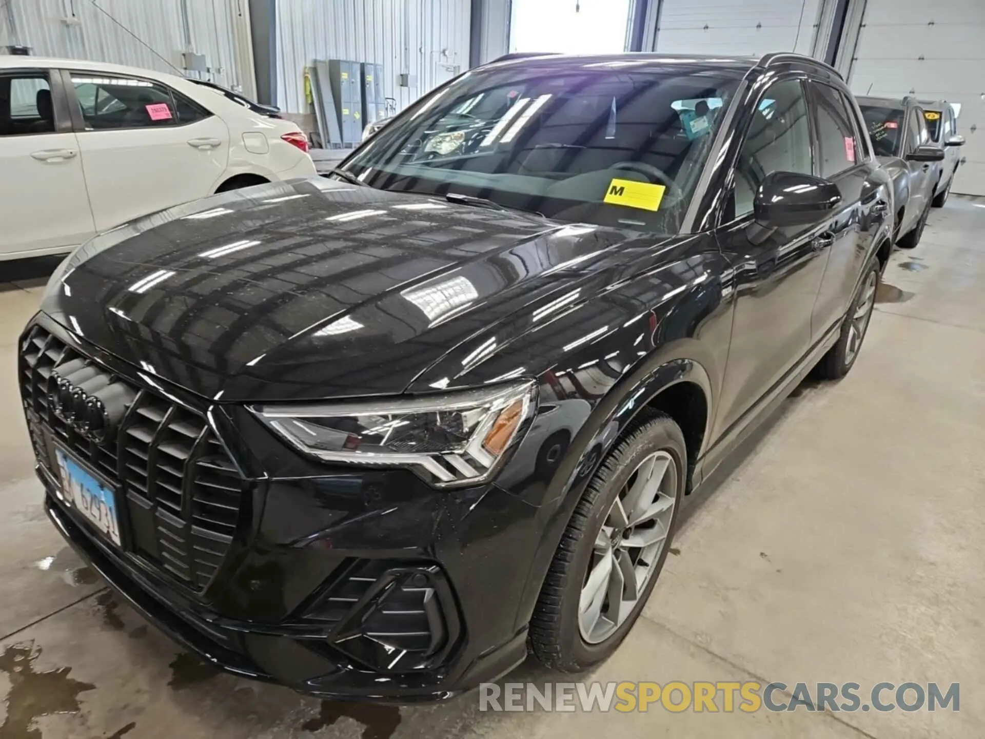14 fotografías del automóvil dañado WA1EECF30R1109876 AUDI Q3 2024