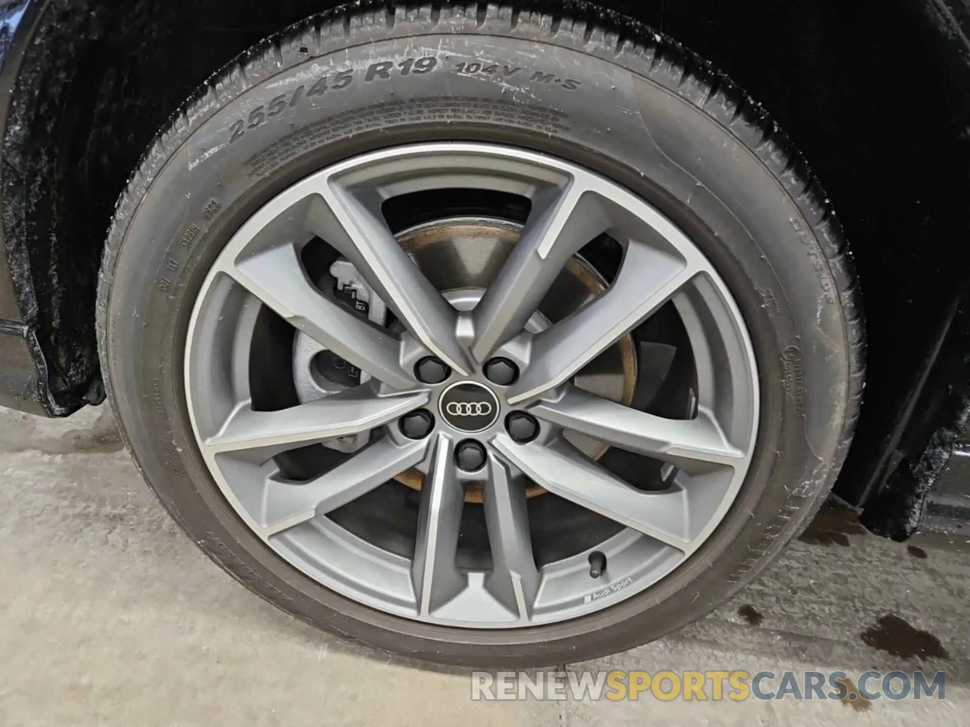 7 fotografías del automóvil dañado WA1EECF30R1109876 AUDI Q3 2024