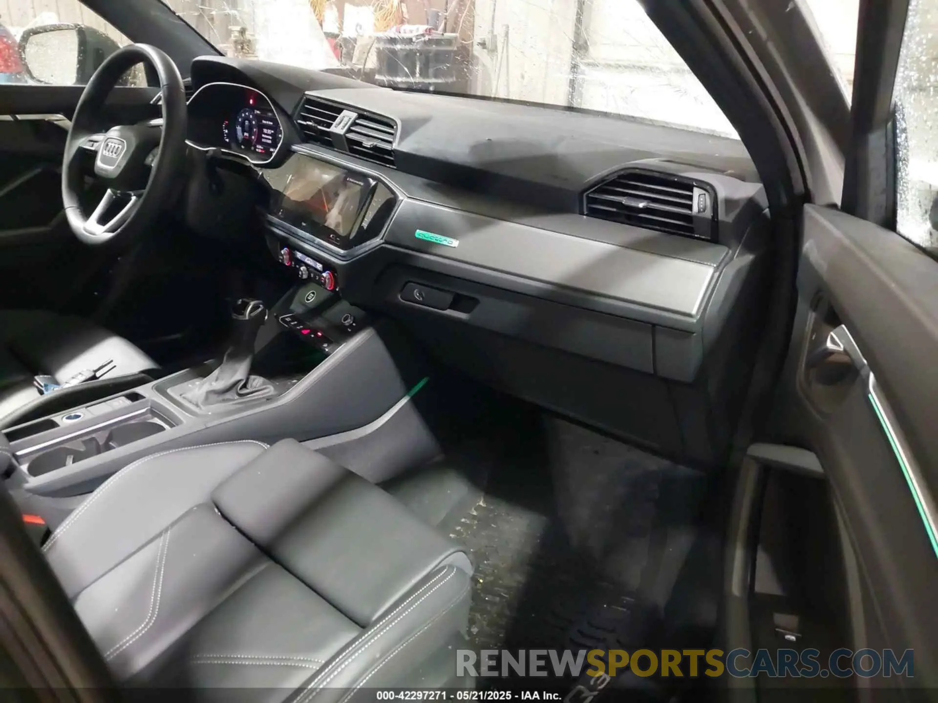 5 fotografías del automóvil dañado WA1EECF30R1156373 AUDI Q3 2024