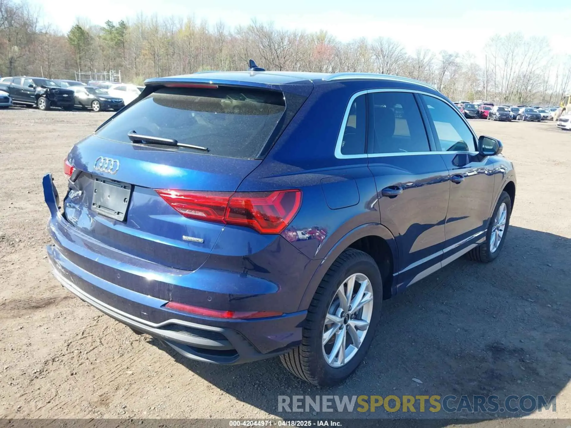 17 fotografías del automóvil dañado WA1EECF30R1173836 AUDI Q3 2024