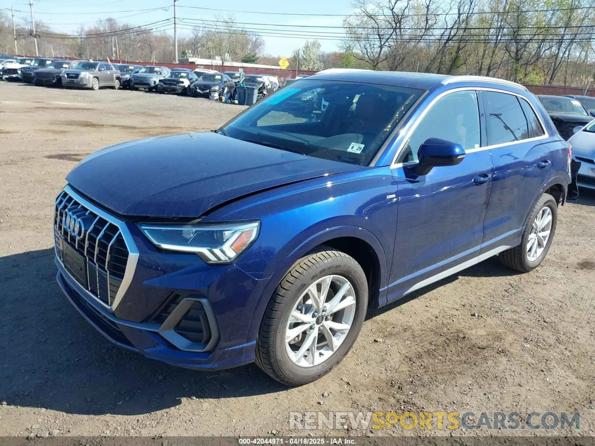 2 fotografías del automóvil dañado WA1EECF30R1173836 AUDI Q3 2024