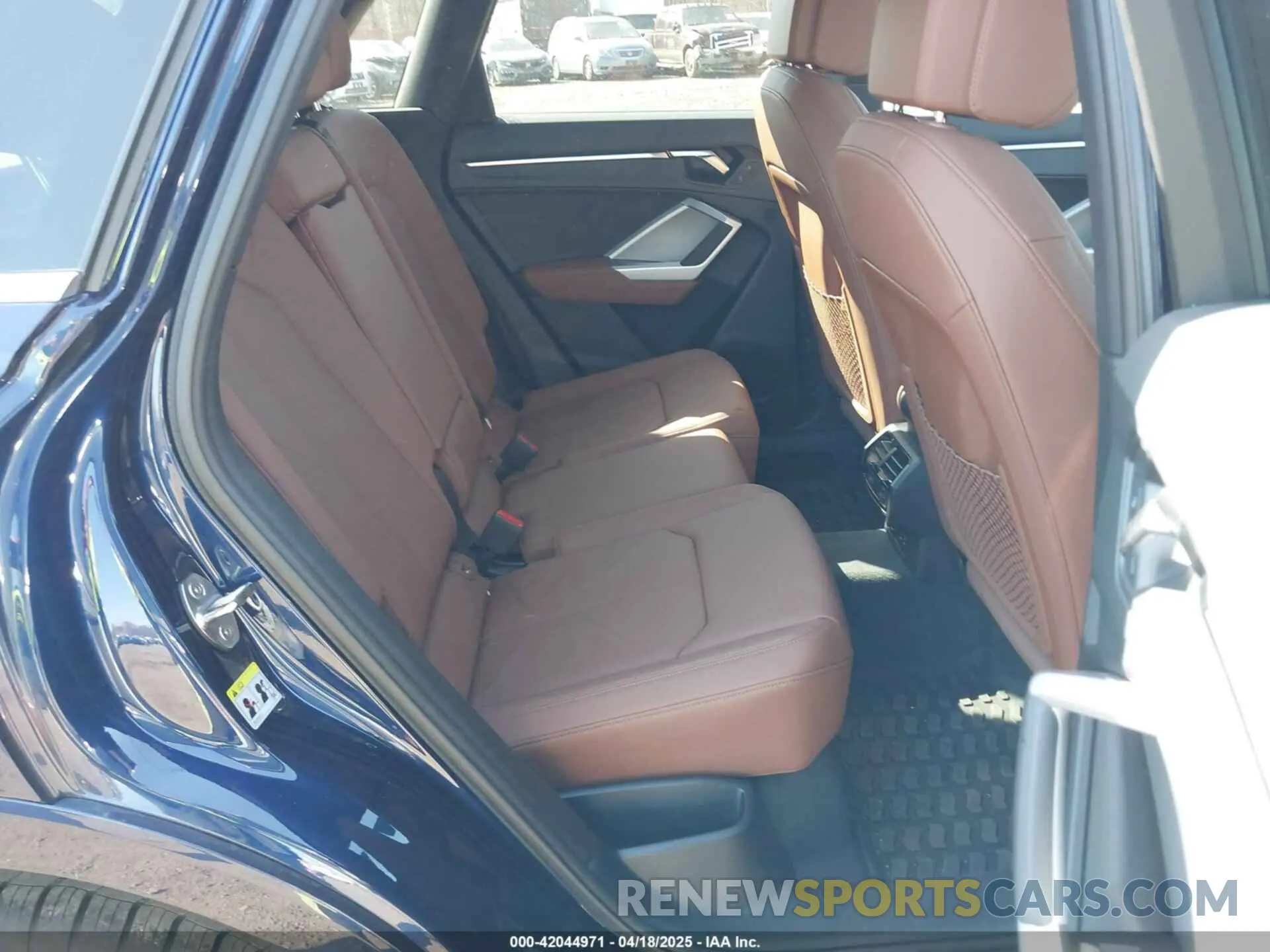 8 fotografías del automóvil dañado WA1EECF30R1173836 AUDI Q3 2024