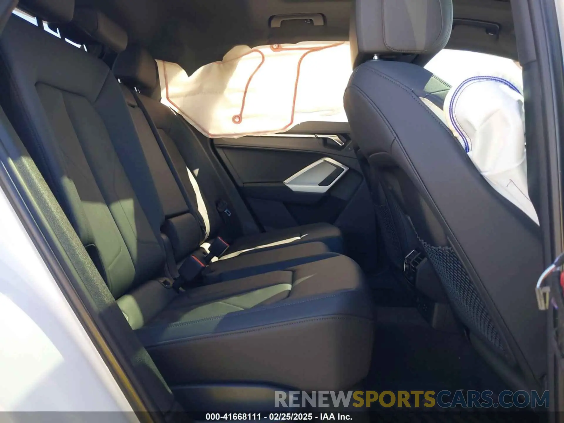 8 fotografías del automóvil dañado WA1EECF32R1141891 AUDI Q3 2024