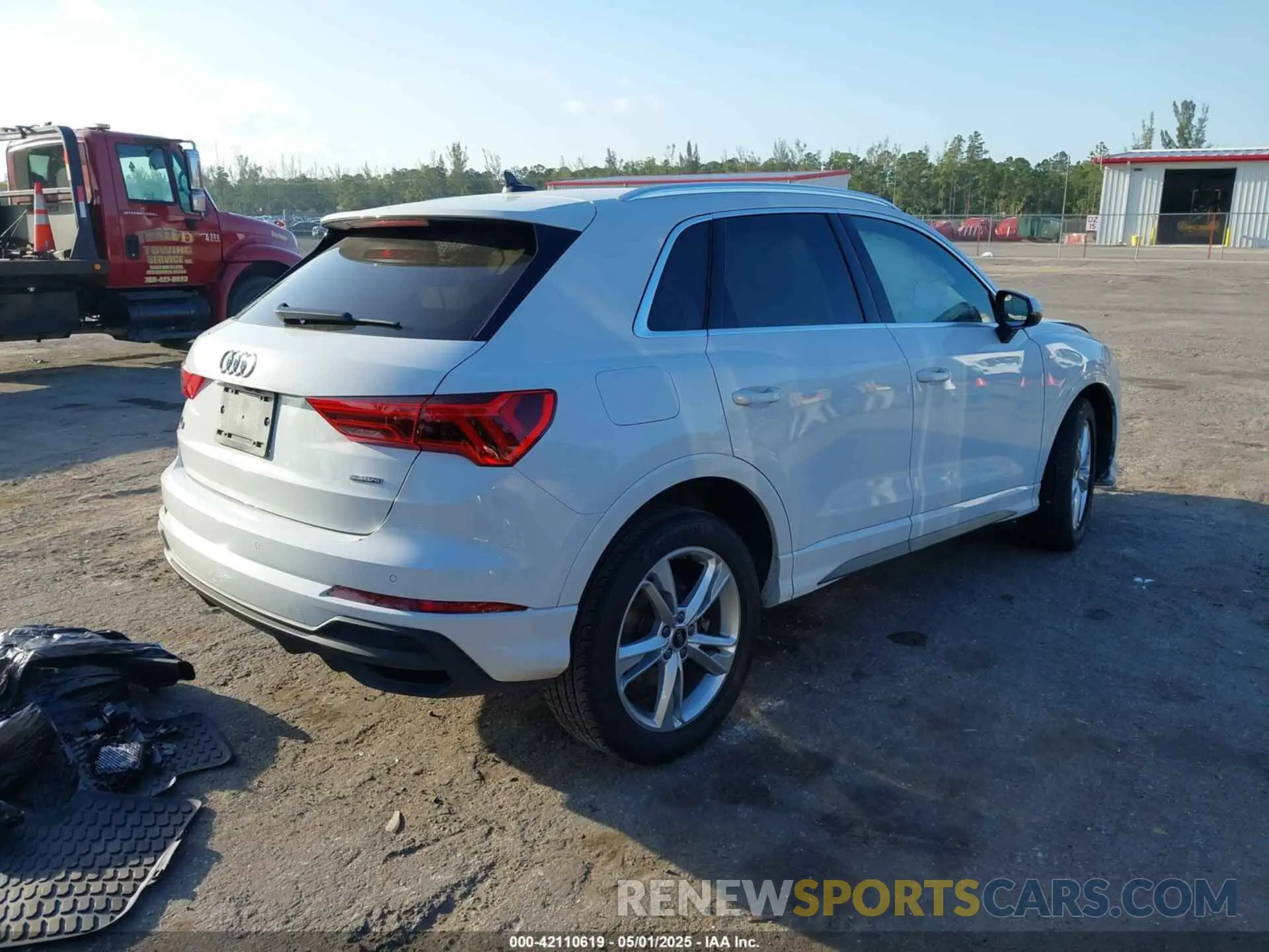 4 fotografías del automóvil dañado WA1EECF36R1152747 AUDI Q3 2024