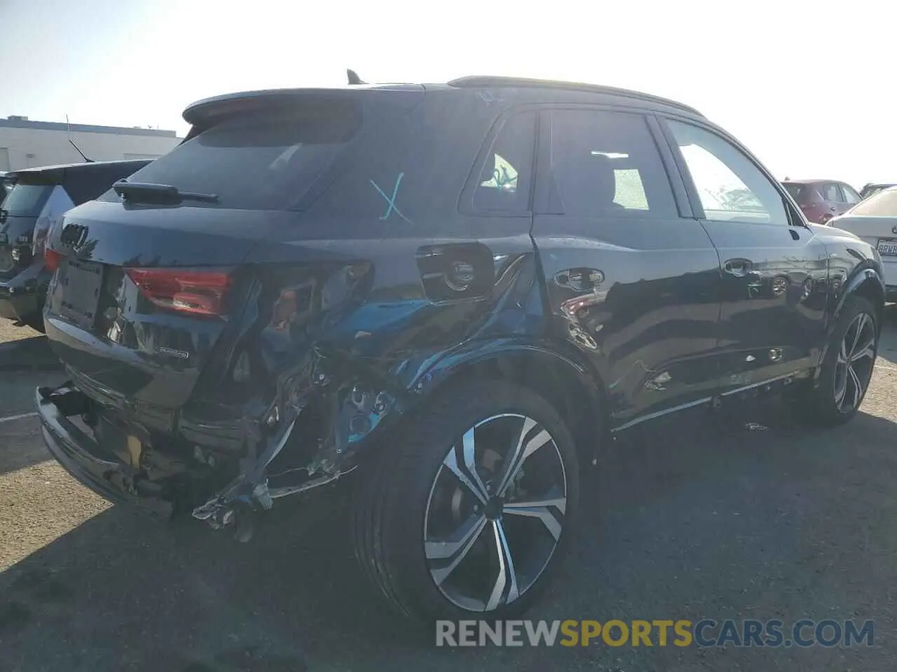 3 fotografías del automóvil dañado WA1EECF37R1121717 AUDI Q3 2024