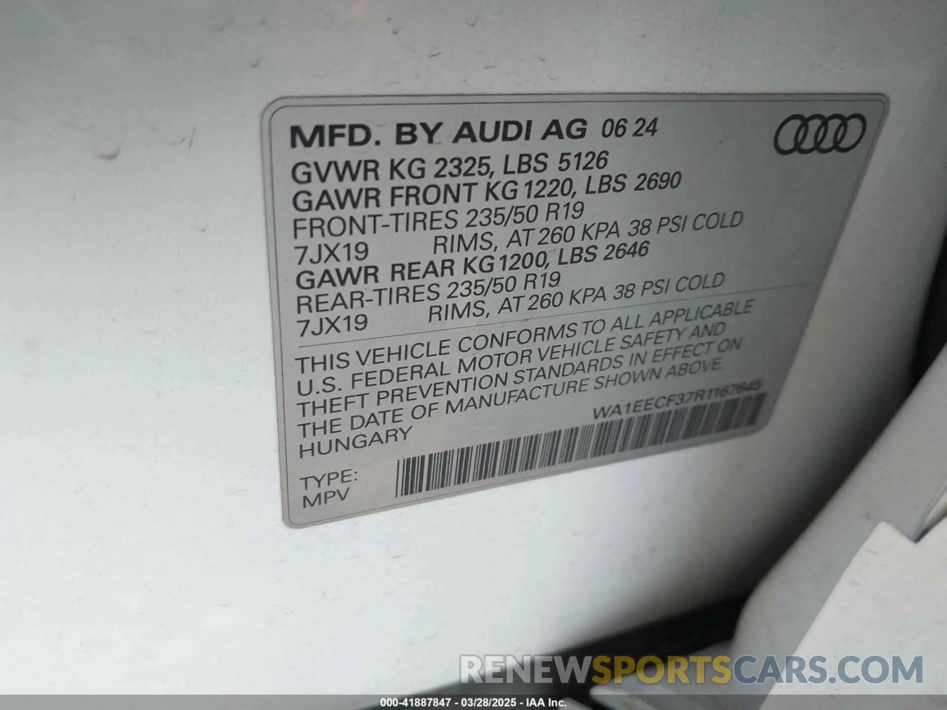 9 fotografías del automóvil dañado WA1EECF37R1167645 AUDI Q3 2024
