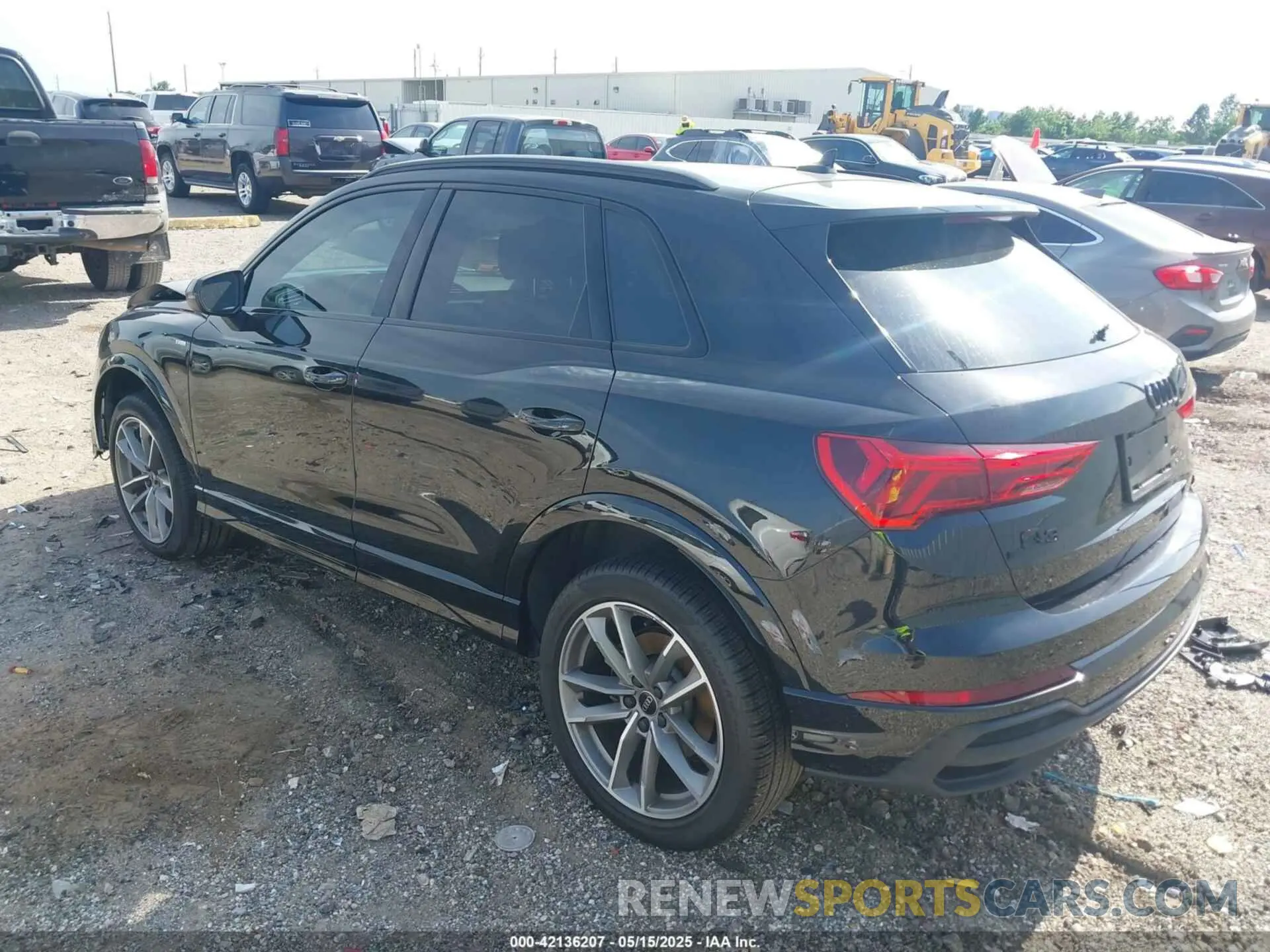 3 fotografías del automóvil dañado WA1EECF37R1184669 AUDI Q3 2024