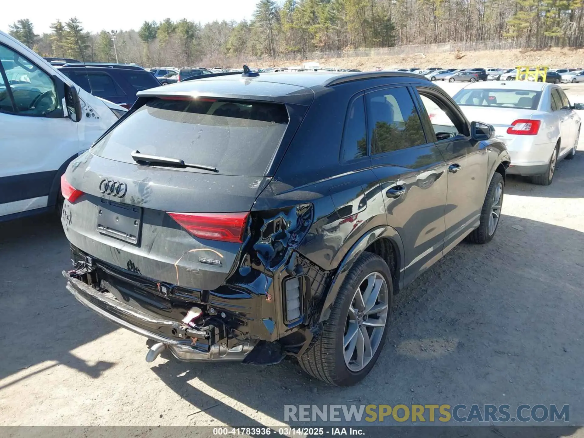 4 fotografías del automóvil dañado WA1EECF38R1199195 AUDI Q3 2024