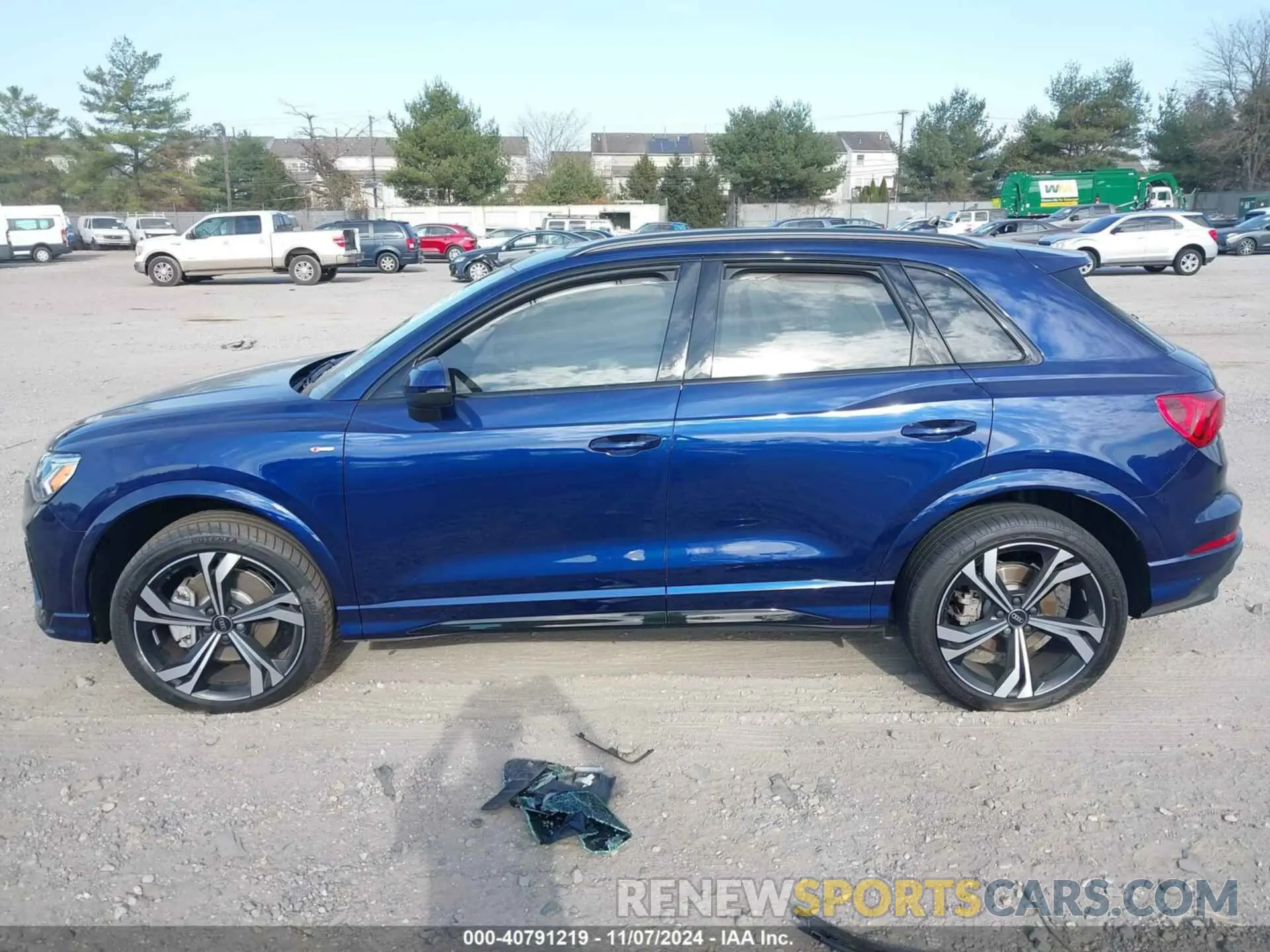 13 fotografías del automóvil dañado WA1EECF39R1107267 AUDI Q3 2024