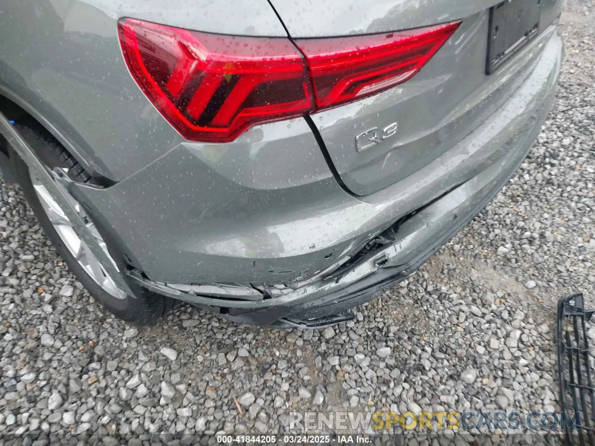 6 fotografías del automóvil dañado WA1EECF3XR1039741 AUDI Q3 2024