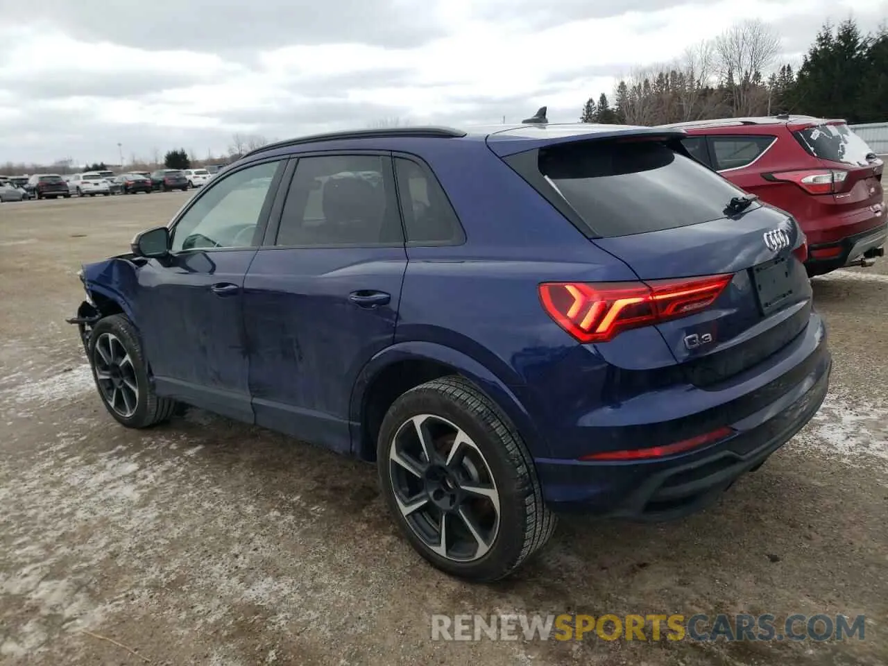 2 fotografías del automóvil dañado WA1FECF33R1140821 AUDI Q3 2024