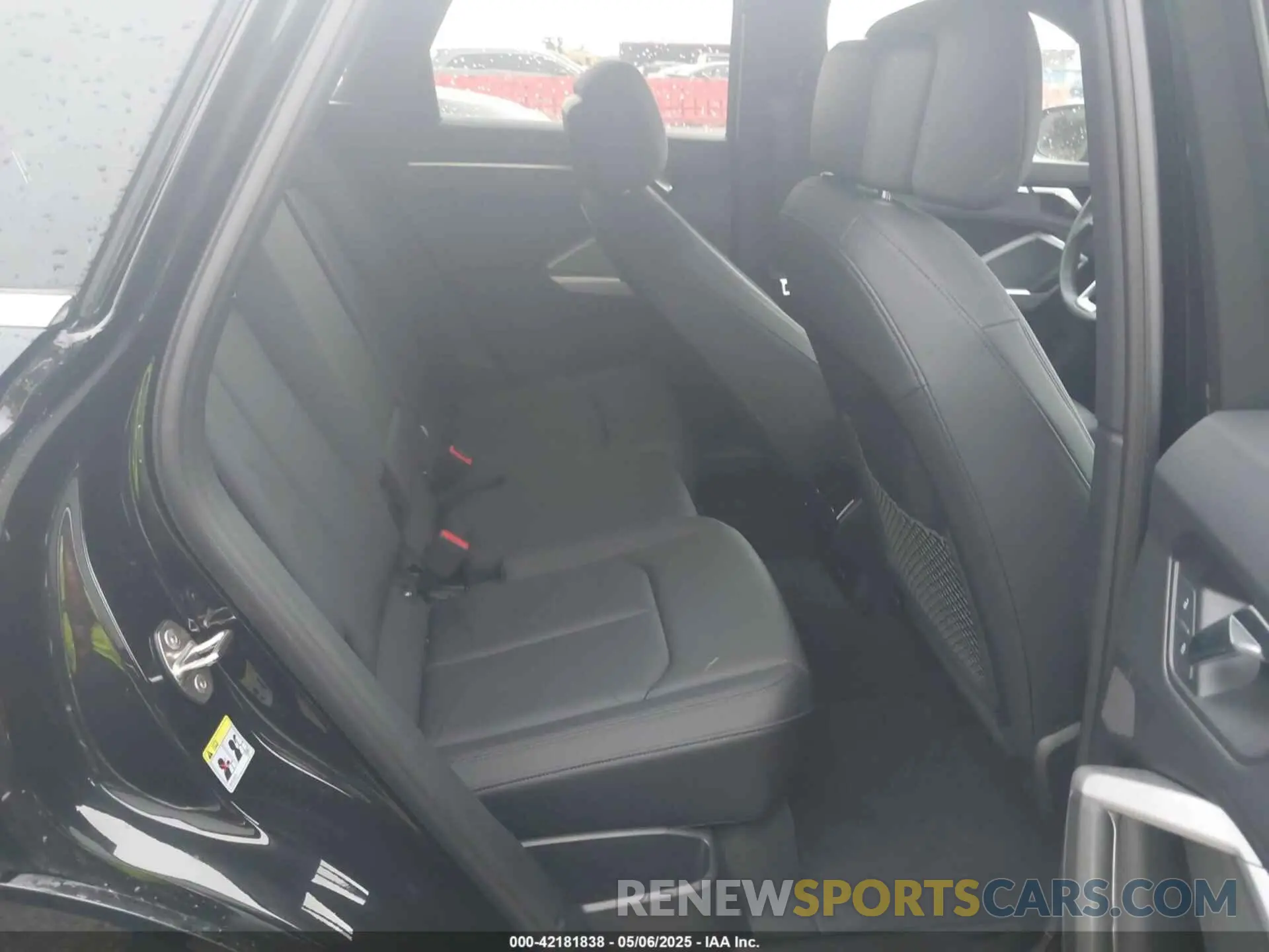 8 fotografías del automóvil dañado WA1DECF32S1016309 AUDI Q3 2025