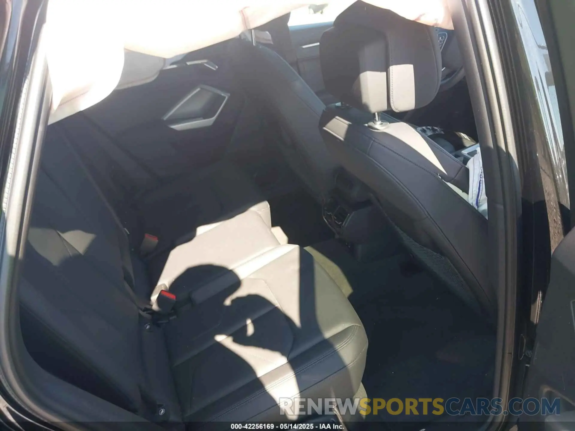 8 fotografías del automóvil dañado WA1DECF3XS1004697 AUDI Q3 2025