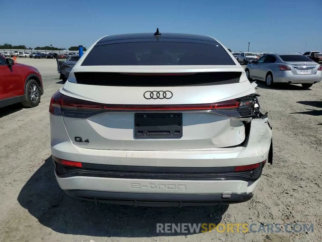 6 fotografías del automóvil dañado WA142BFZ0NP046627 AUDI Q4 E-TRON 2022