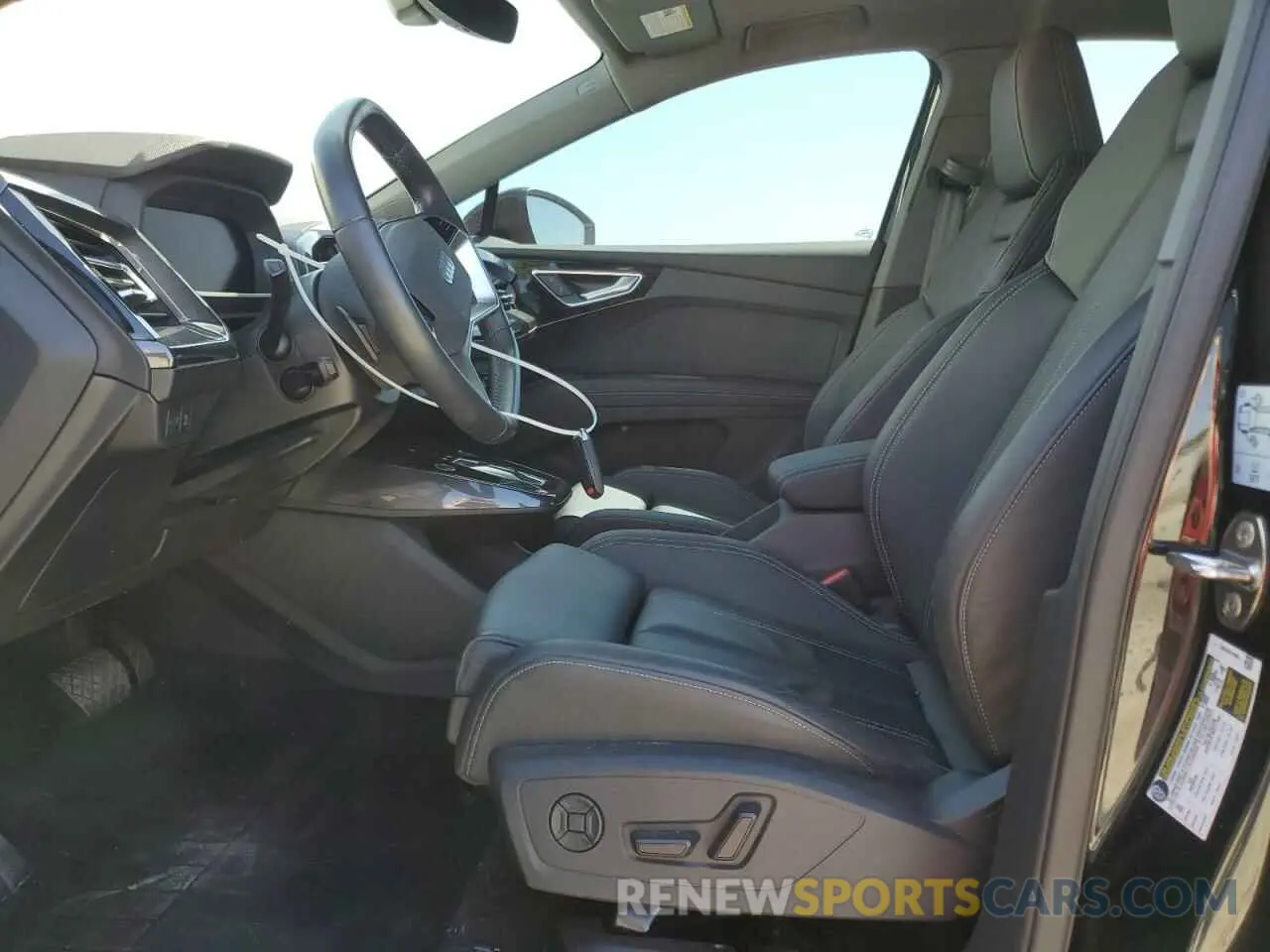 7 fotografías del automóvil dañado WA142BFZ0NP046627 AUDI Q4 E-TRON 2022
