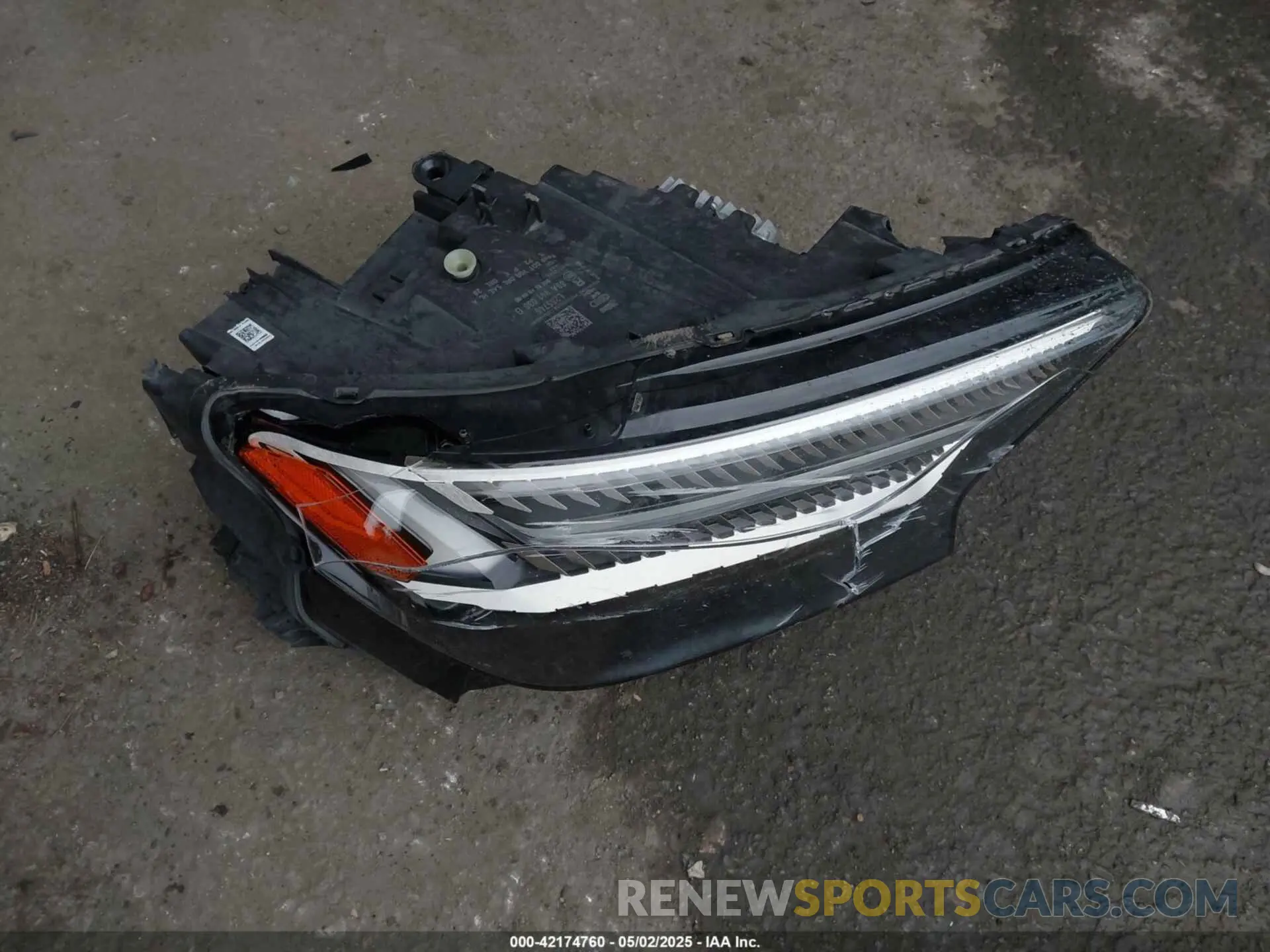 12 fotografías del automóvil dañado WA1M2BFZ8NP054541 AUDI Q4 E-TRON 2022