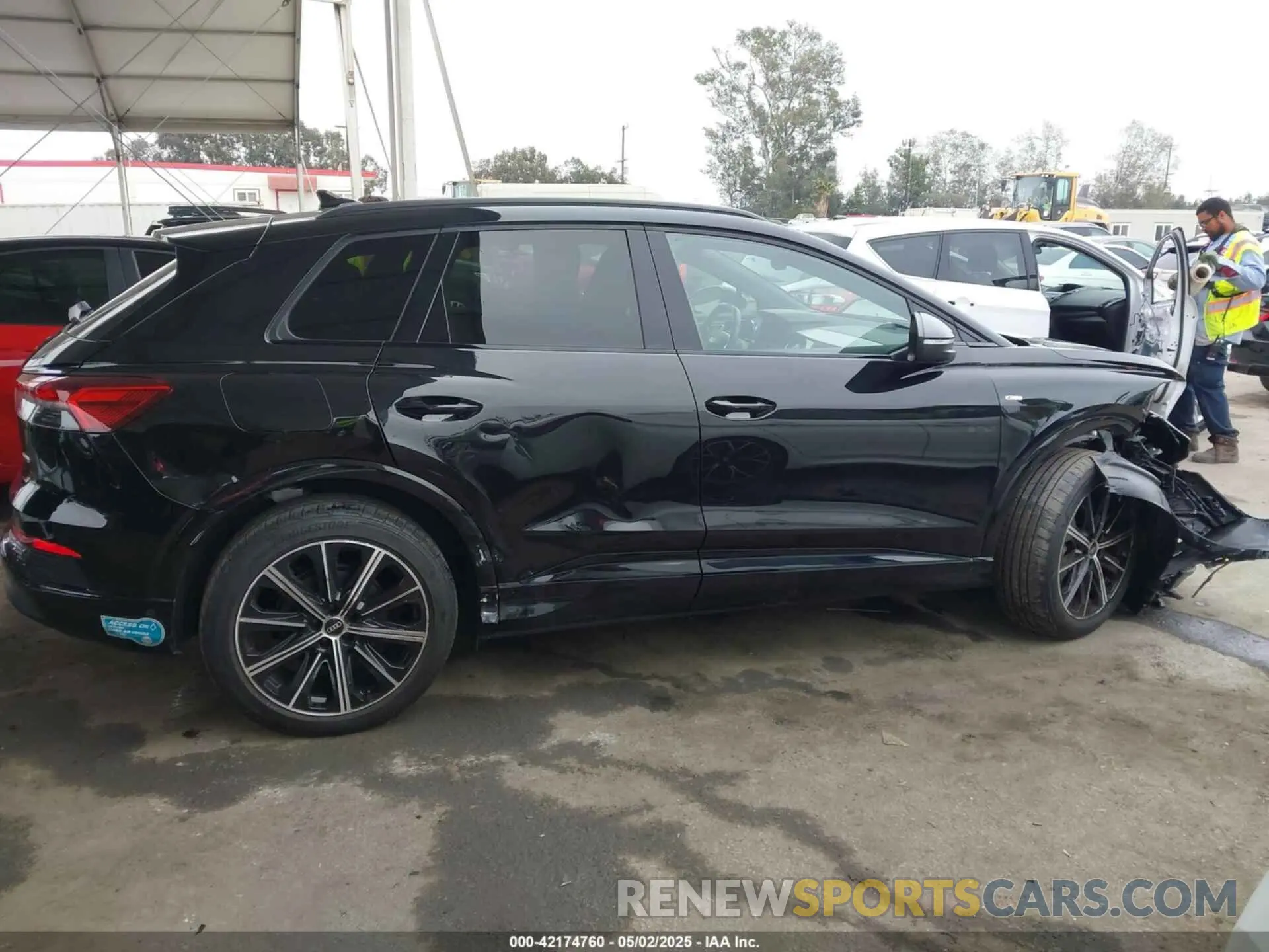 14 fotografías del automóvil dañado WA1M2BFZ8NP054541 AUDI Q4 E-TRON 2022