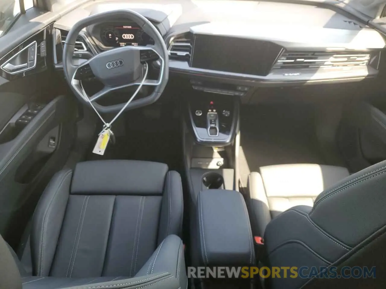 8 fotografías del automóvil dañado WA132BFZ5PP074860 AUDI Q4 E-TRON 2023